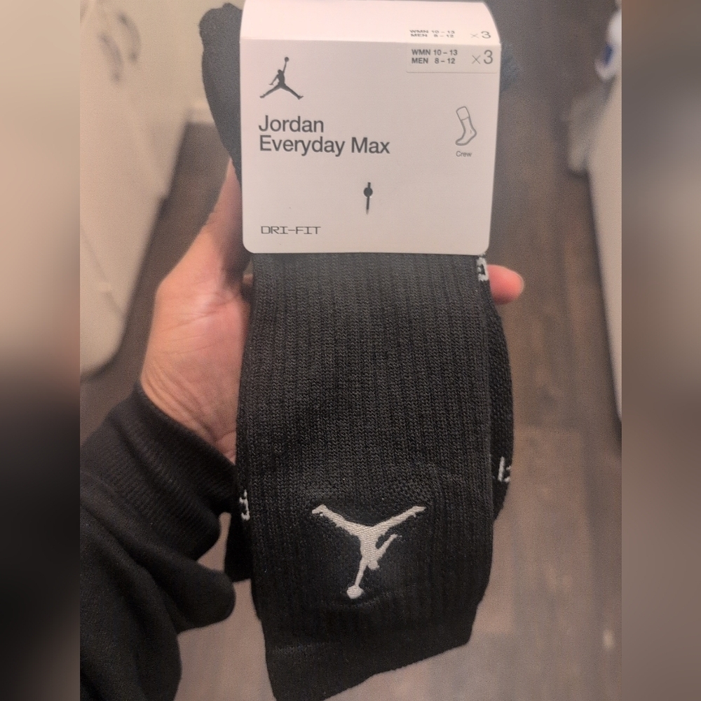 Jordan Black Crew Socks with White Jumpman (3-Pack) Size L